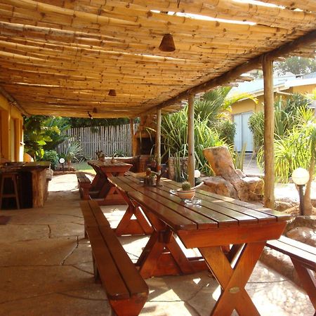 Flintstones Guest House Durban Exterior photo