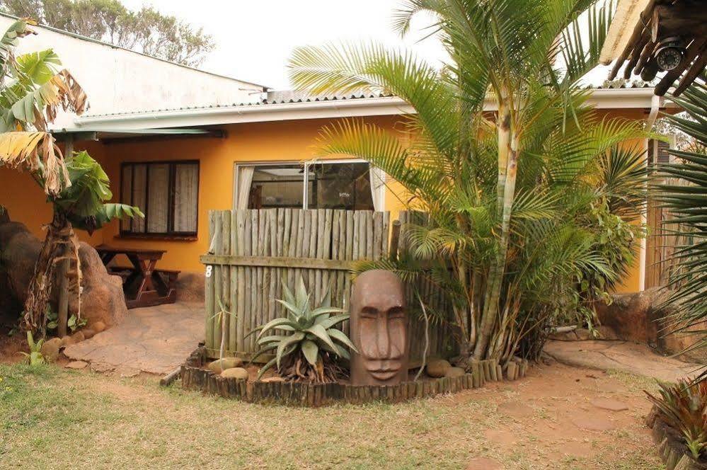 Flintstones Guest House Durban Exterior photo